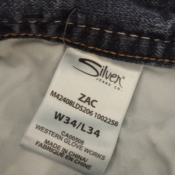 EUC Silver distressed Zac jeans - Picture 6 of 11